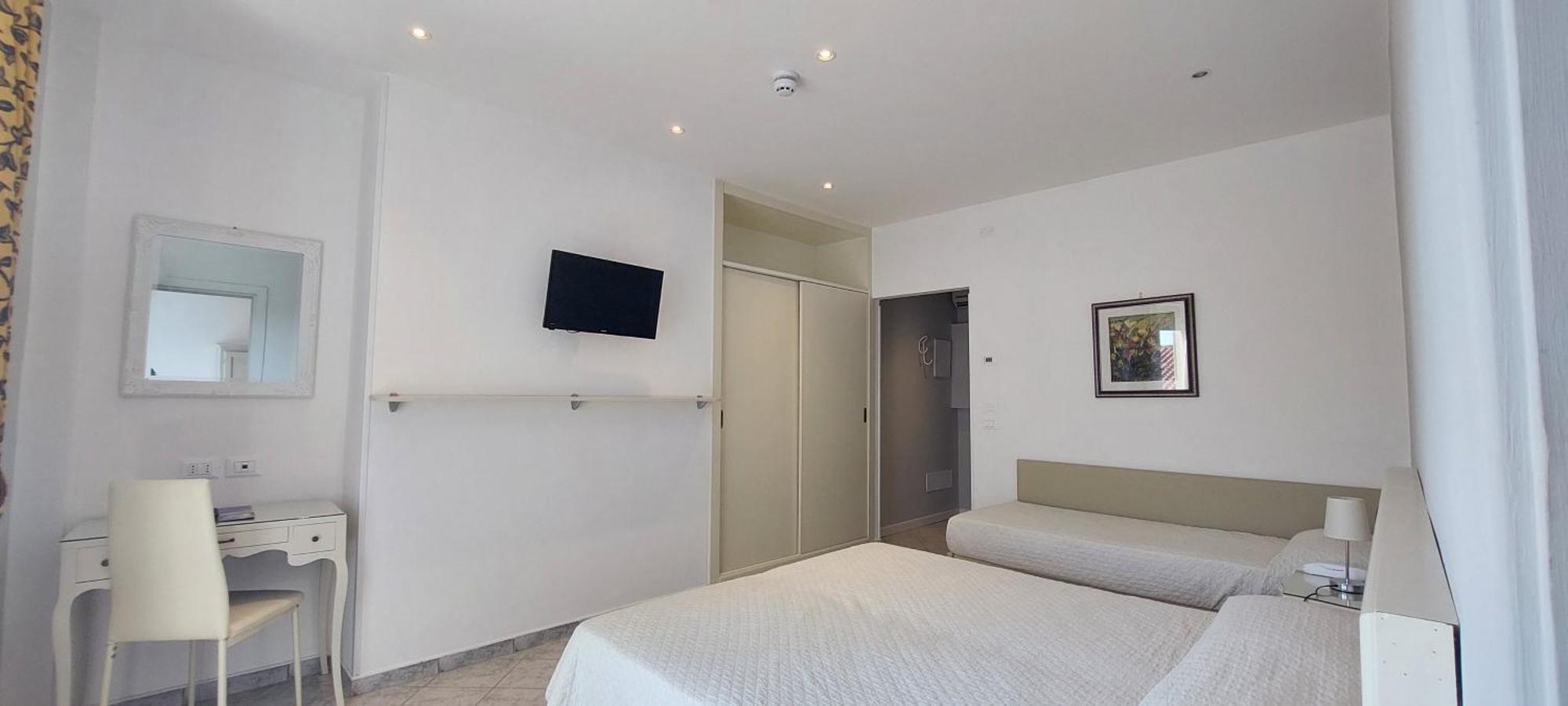 Hotel Vina Del Mar Pineta 4*